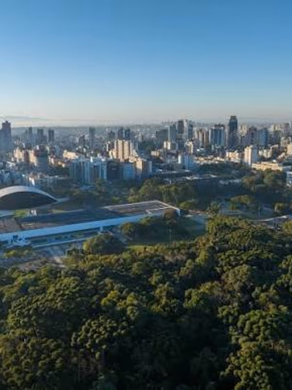 Ahú — Curitiba